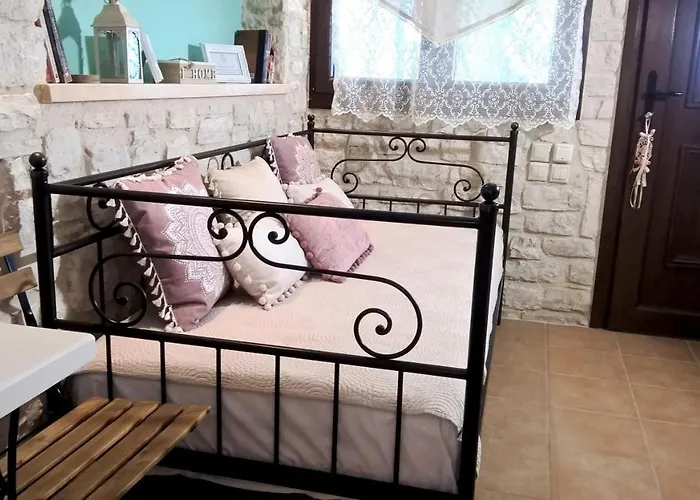 Stone In Nature With View To Corfu Town! Appartement Evropouloi