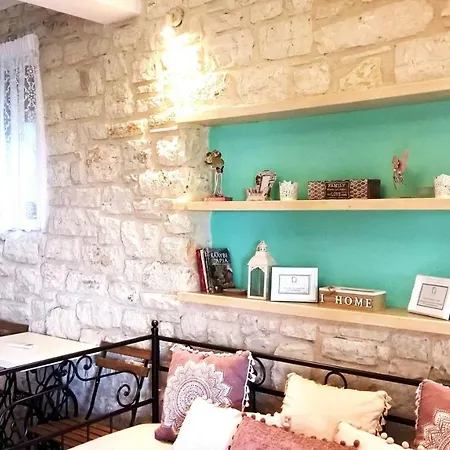 Apartment Stone In Nature With View To Corfu Town! *